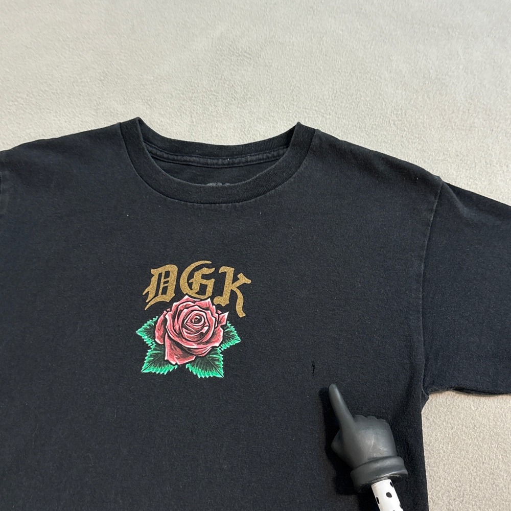 Retro DGK Graphic T-Shirt Rose and Virgin Mary Black Men's Streetwear Skate - Picture 5 of 8